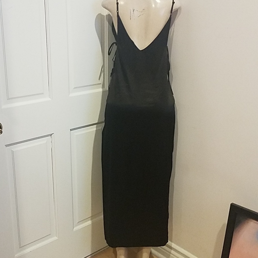 Hours Black Satin long Dress sz Small open side with lace - Picture 6 of 7